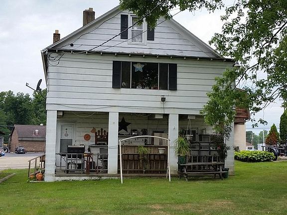 2nd image of 635 Liberty St