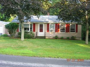 45 Rocky Hill Rd, Amesbury, MA 01913