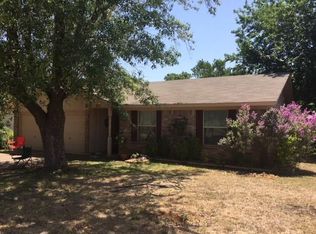 613 Wagon Wheel Dr, Round Rock, TX 78681