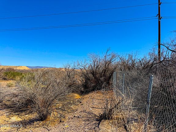 4th image of 2980 Mesa De Oro Drive #-