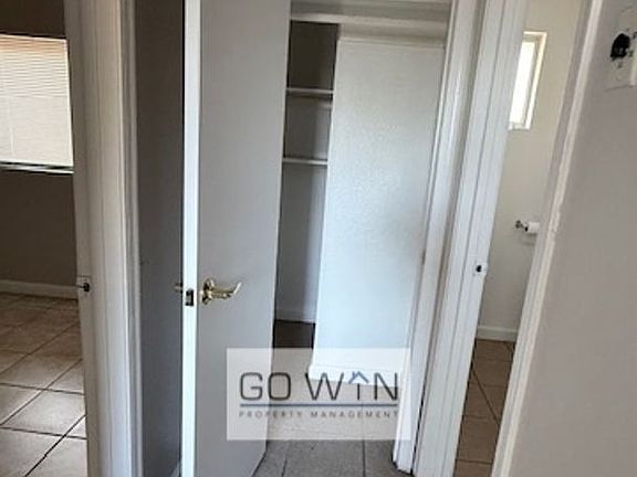 4th image of 522 S Mesa Dr #3