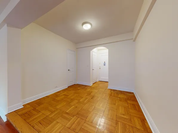 141 East 56th Street image 6 of 15