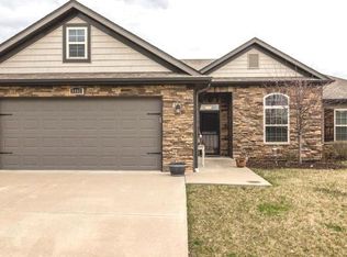 4005 Abbington Ter, Columbia, MO 65203