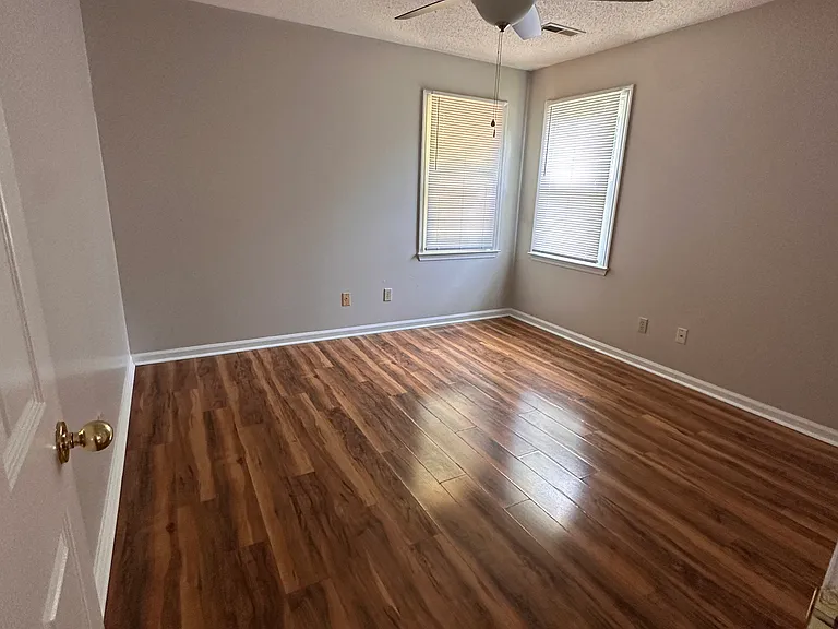 509 Carrsbrook Rd SE — Photo 10