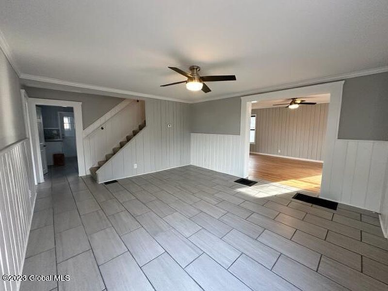 3rd image of 23 Saratoga Avenue