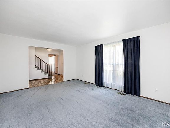 5th image of 1015 N Smiley St