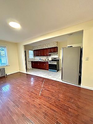 2nd image of 112-37 204th St