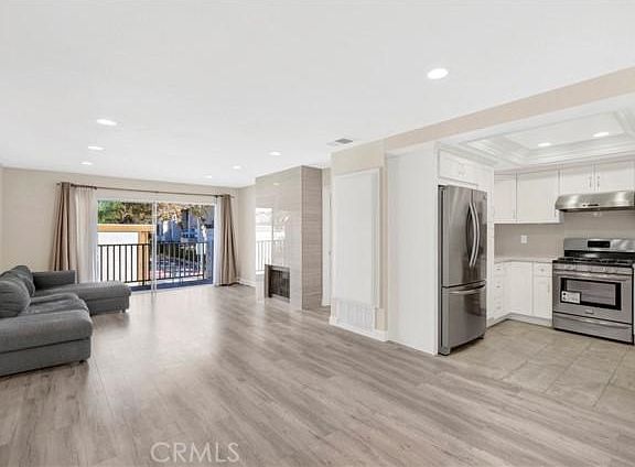 3rd image of 901 Golden Springs Dr Unit C12