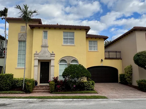 115 Via Poinciana Lane, Boca Raton, FL 33487