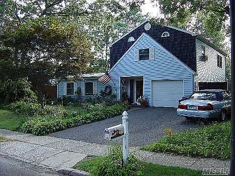 2nd image of 19 Hillberry Ln
