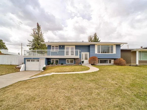 762 N Lebel St, Pincher Creek, AB T0K 1W0