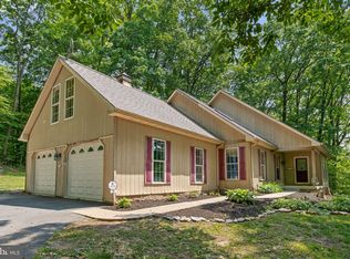 28 McKelvey Ln, Holtwood, PA 17532