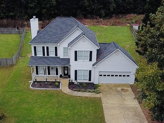 3rd image of 481 Shyrewood Dr