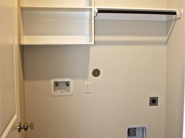 4408 Mimic Dr — Photo 20