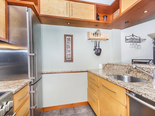 405 Commonwealth Ave APT 10, Boston, MA 02215