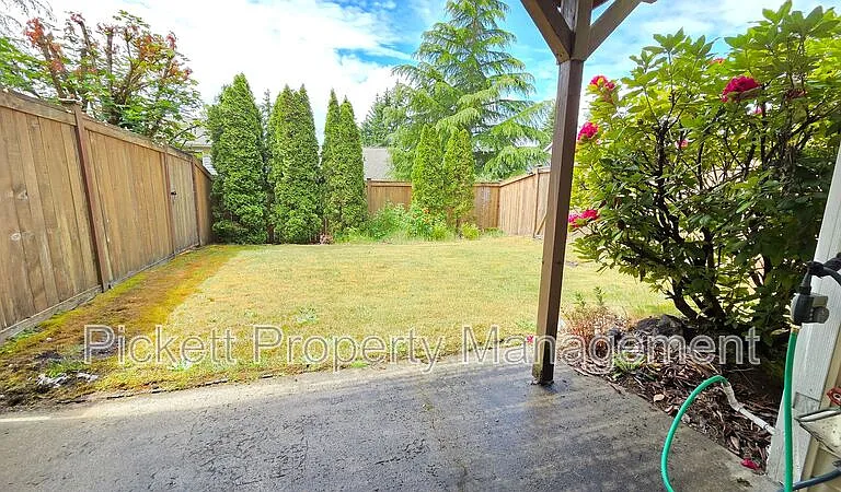 11615 Breckenridge Ln NW — Photo 40