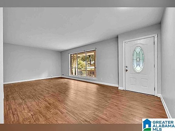 3rd image of 2416 4th St NW