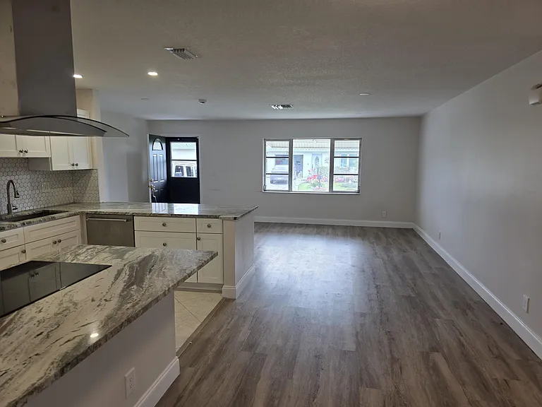 14243 El Clavel Way — Photo 6
