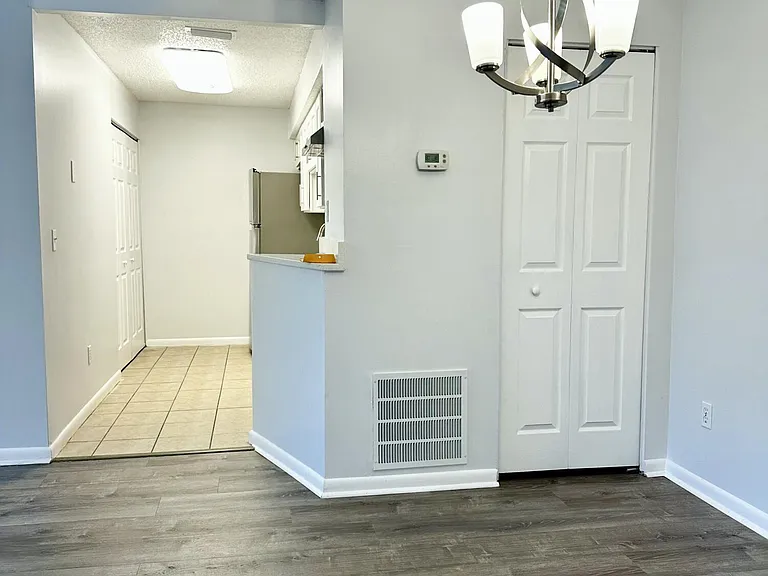 2451 Whispering Woods Blvd #3 — Photo 9