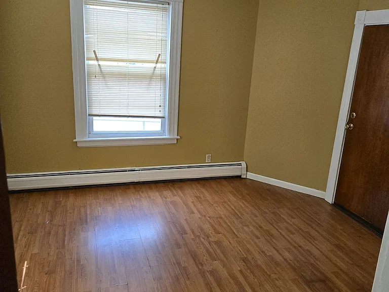 216 Broad St #1E — Photo 7