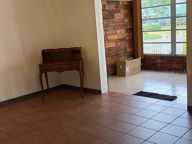 2020 World Parkway Blvd #10 — Photo 17