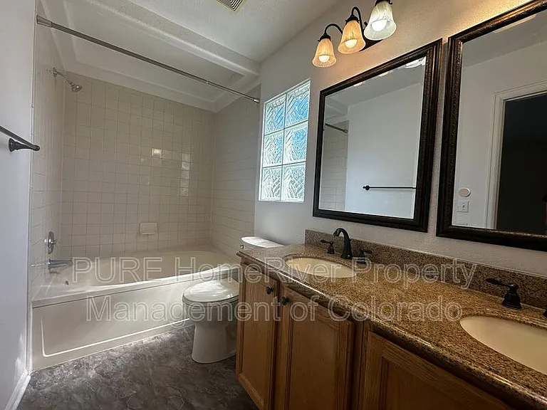 10263 Cedaridge Ct — Photo 11