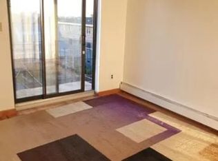 6137 156th St #3, Flushing, NY 11367