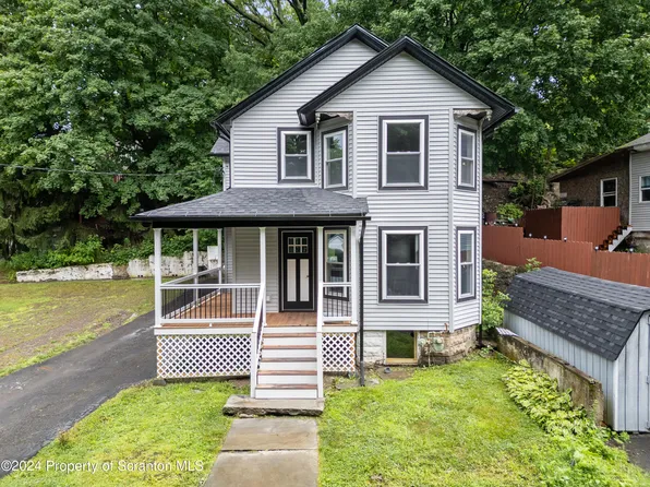 75 Williams Ave, Carbondale, PA 18407