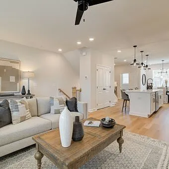 3330 Cranston Ln — Photo 9