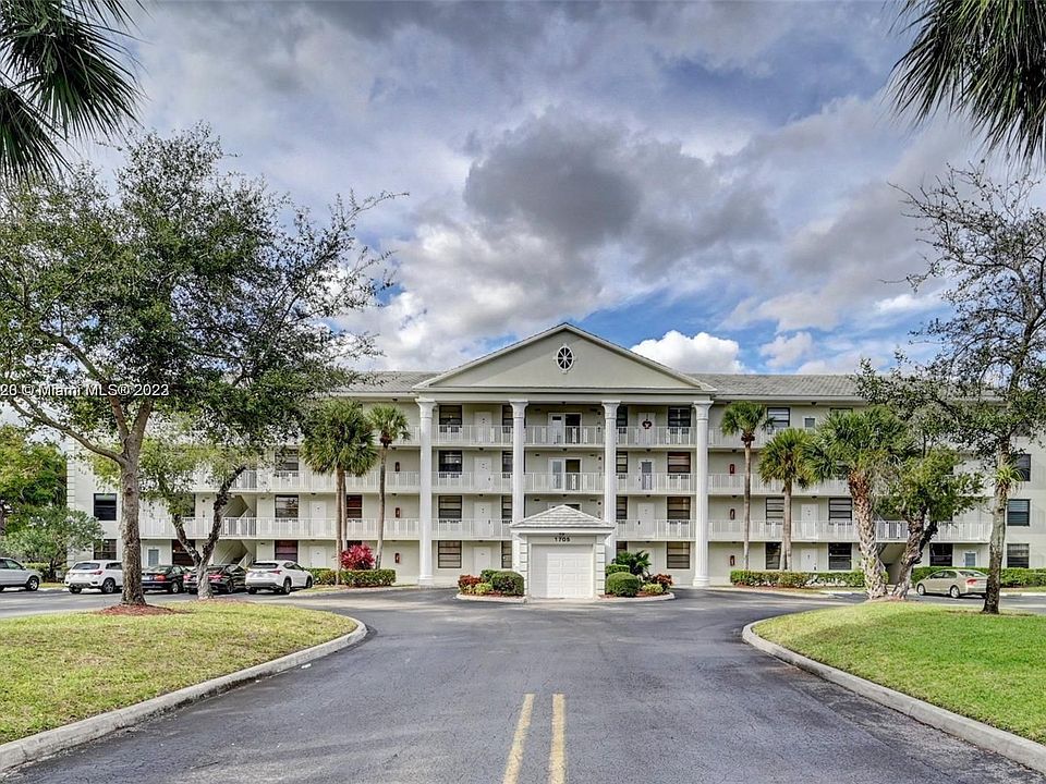 1st image of 1705 Whitehall Dr APT 102