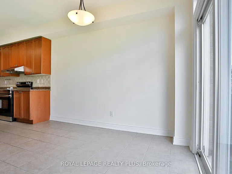 3877 Stardust Dr — Photo 9