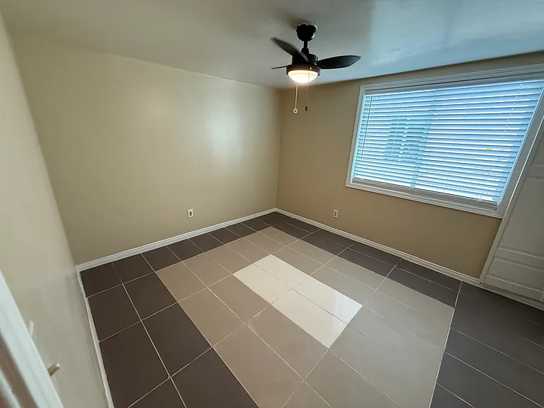 4862 Palm Ave — Photo 13