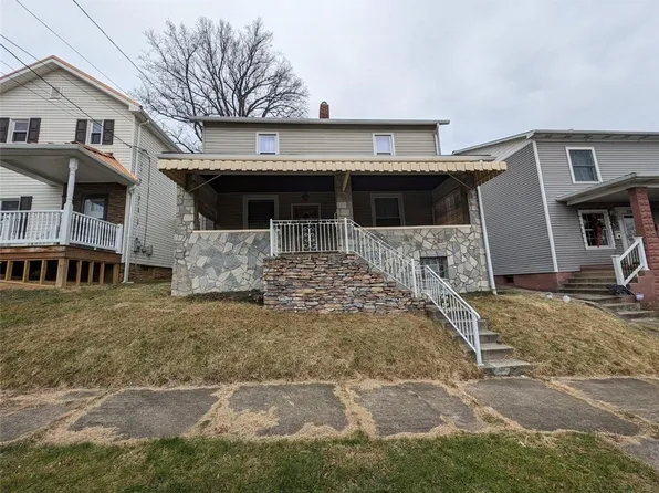 928 W Washington St, Mount Pleasant, PA 15666