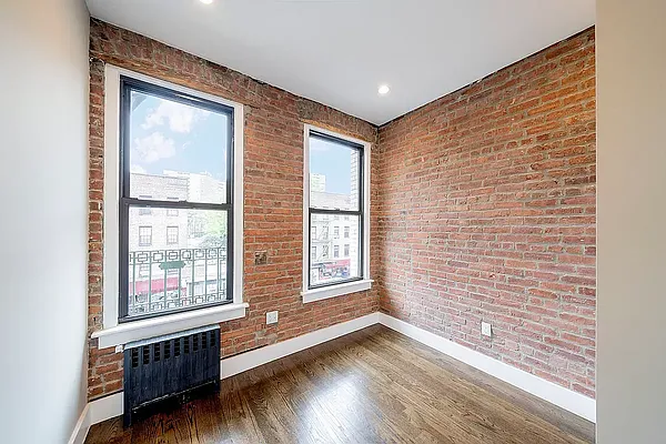 Rented by Douglas Elliman | media 15