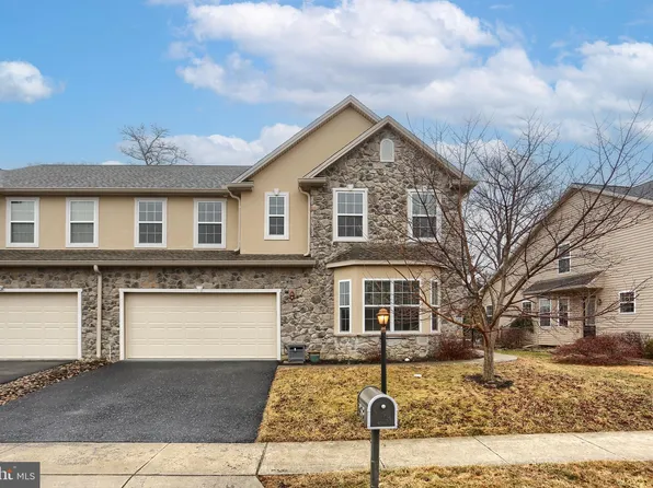 1263 Yarmouth Ln, New Cumberland, PA 17070