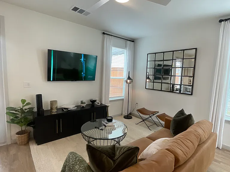 Alves Ln — Photo 4