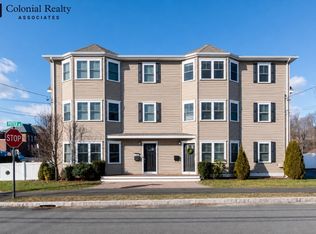 233 Grove St #2, Waltham, MA 02453