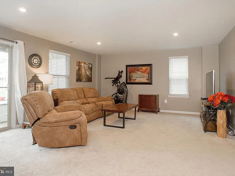 8268 Kippis Rd — Photo 30