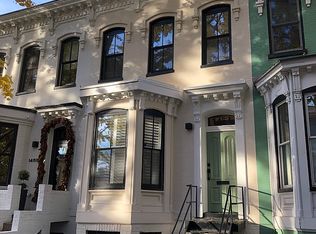 1453 Swann St NW, Washington, DC 20009