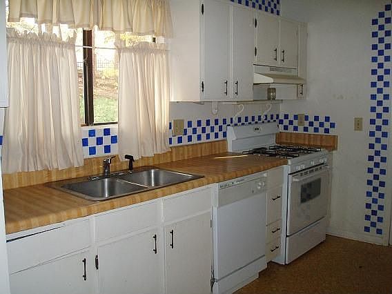 Cute country kitchen