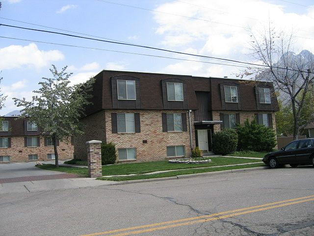 1st image of 4837 S Memory Ln APT 3