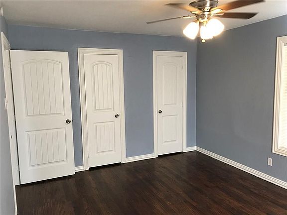 3rd image of 3509 Horsley St