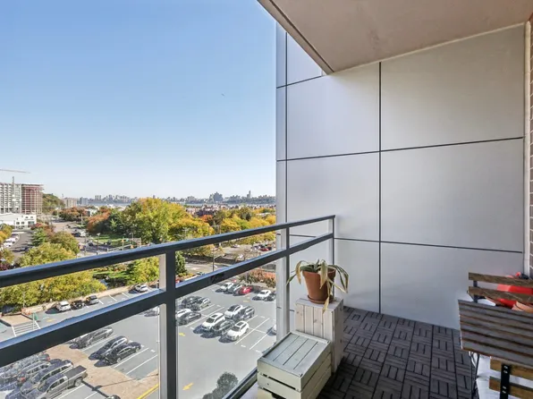 915 Hudson Park image 25 of 44