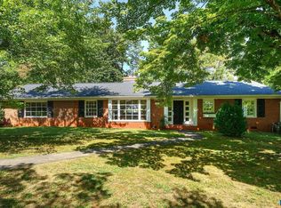 1701 Kenwood Ln, Charlottesville, VA 22901