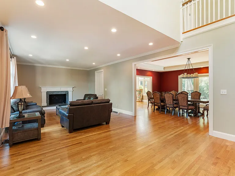 103 Levbert Rd — Photo 5