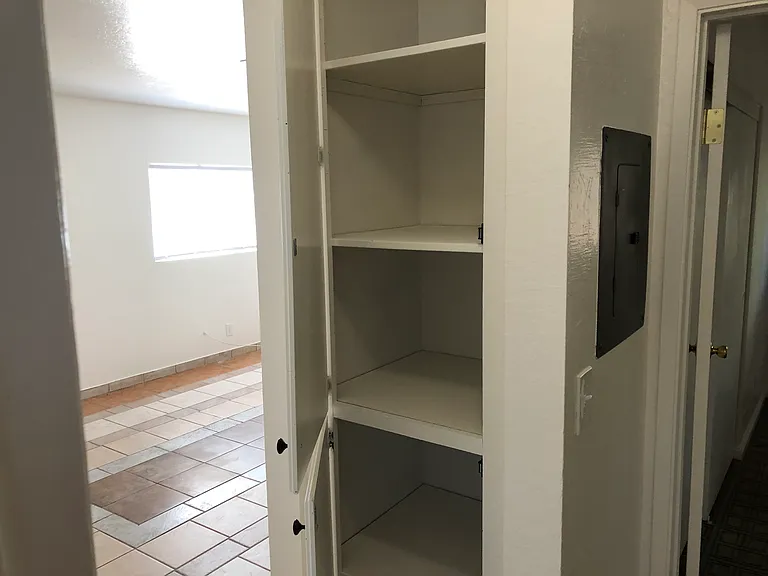 2335 Daley St #1 — Photo 6