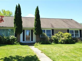97 Marlin Dr, Buffalo, NY 14224