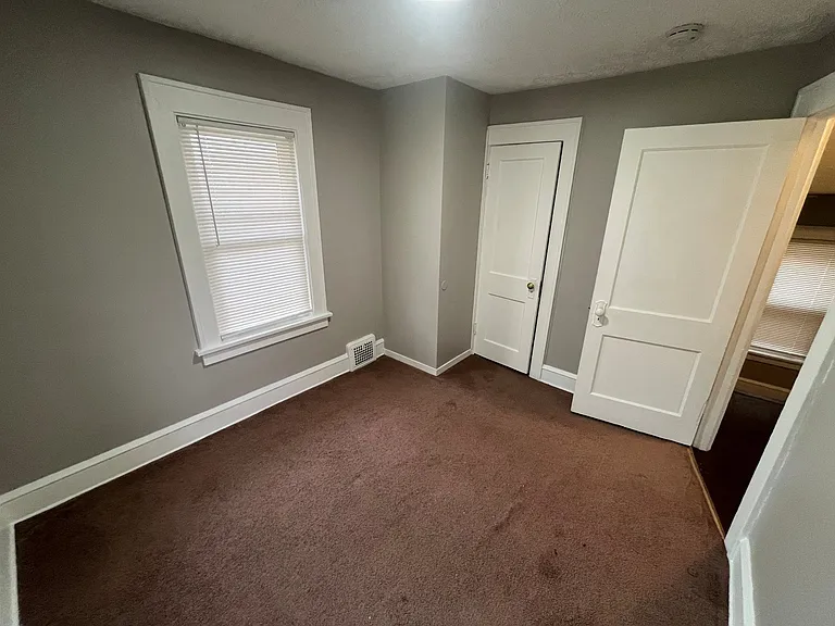 825 Smith Ave NW — Photo 21