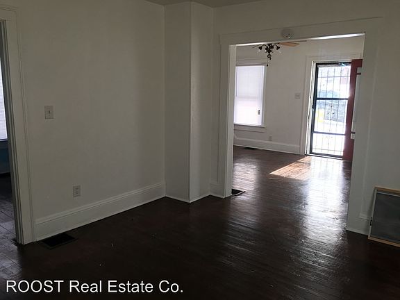 4th image of 1702 Summit St