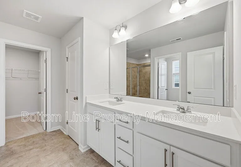 2029 Titanium Rock Rd — Photo 46